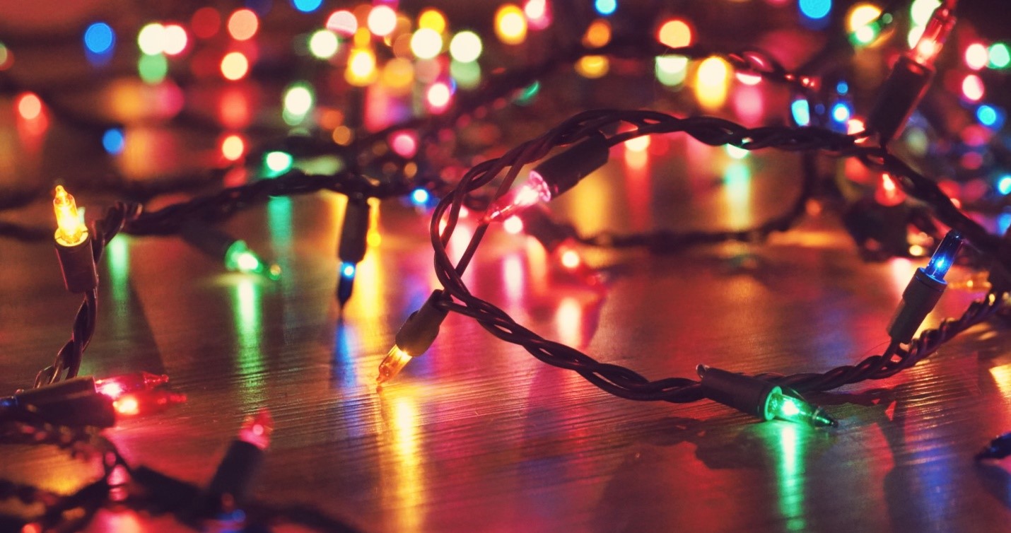 Holiday light strands